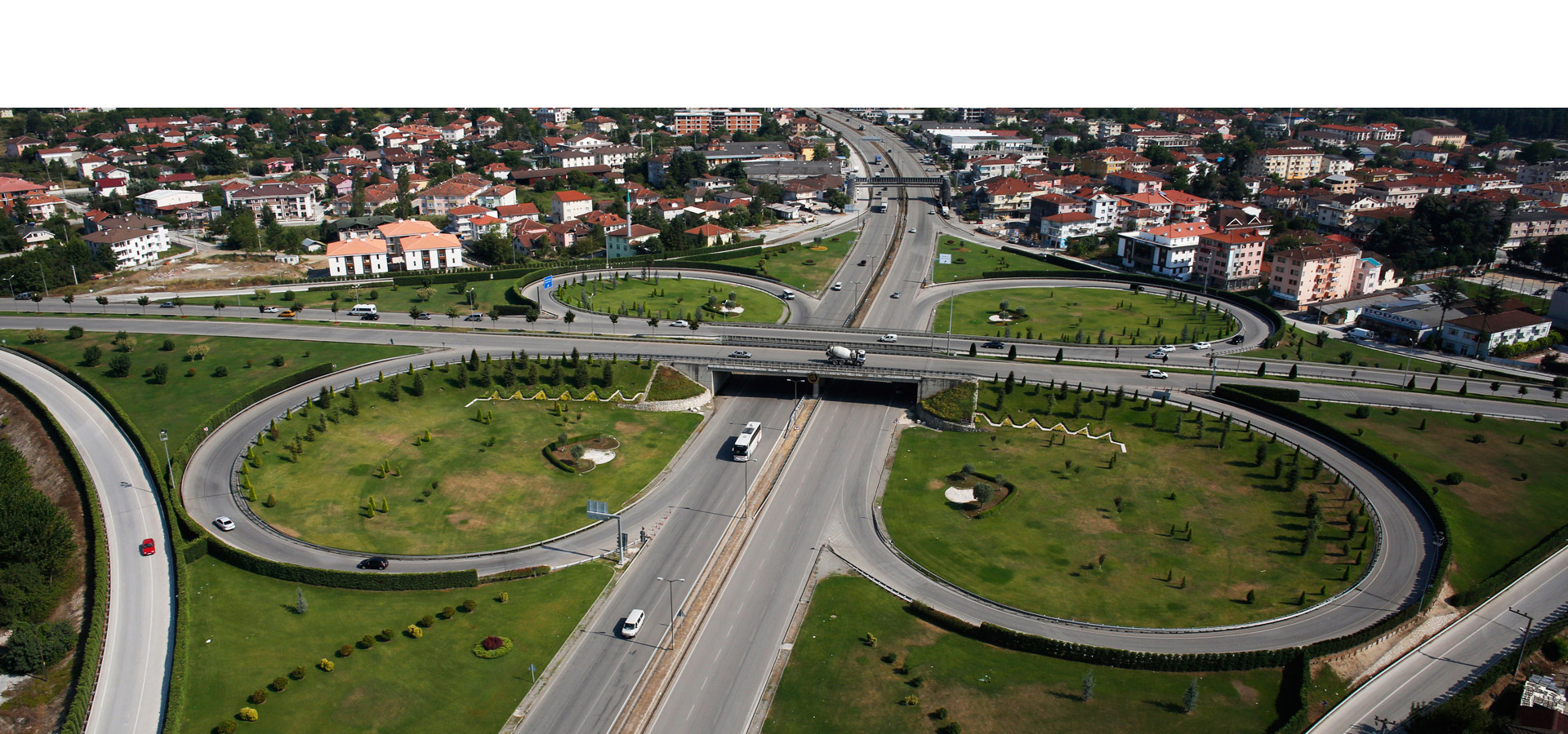 Platin İnşaat - Yol Yapımı ve Köprülü Kavşak